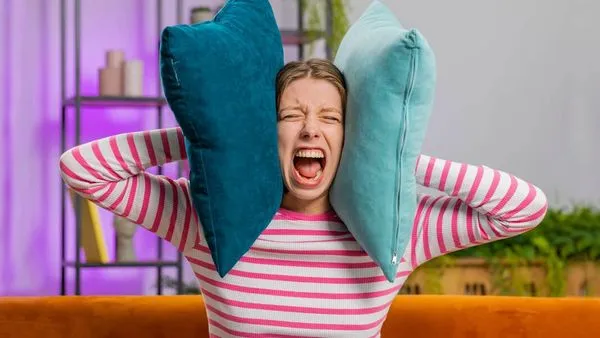 O Que Fazer para Diminuir o Barulho do Vizinho de Cima