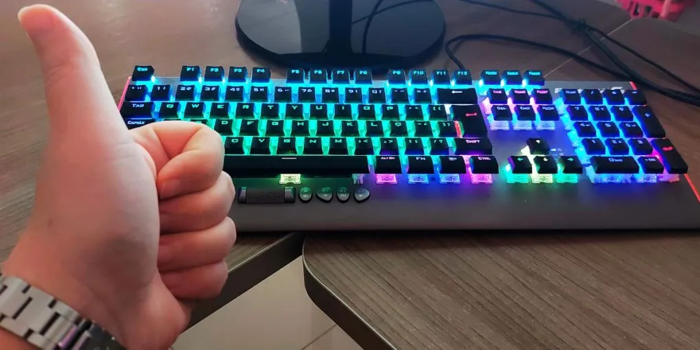 Teclado Mecânico RGB CRUISER Fortrek Vale a Pena?