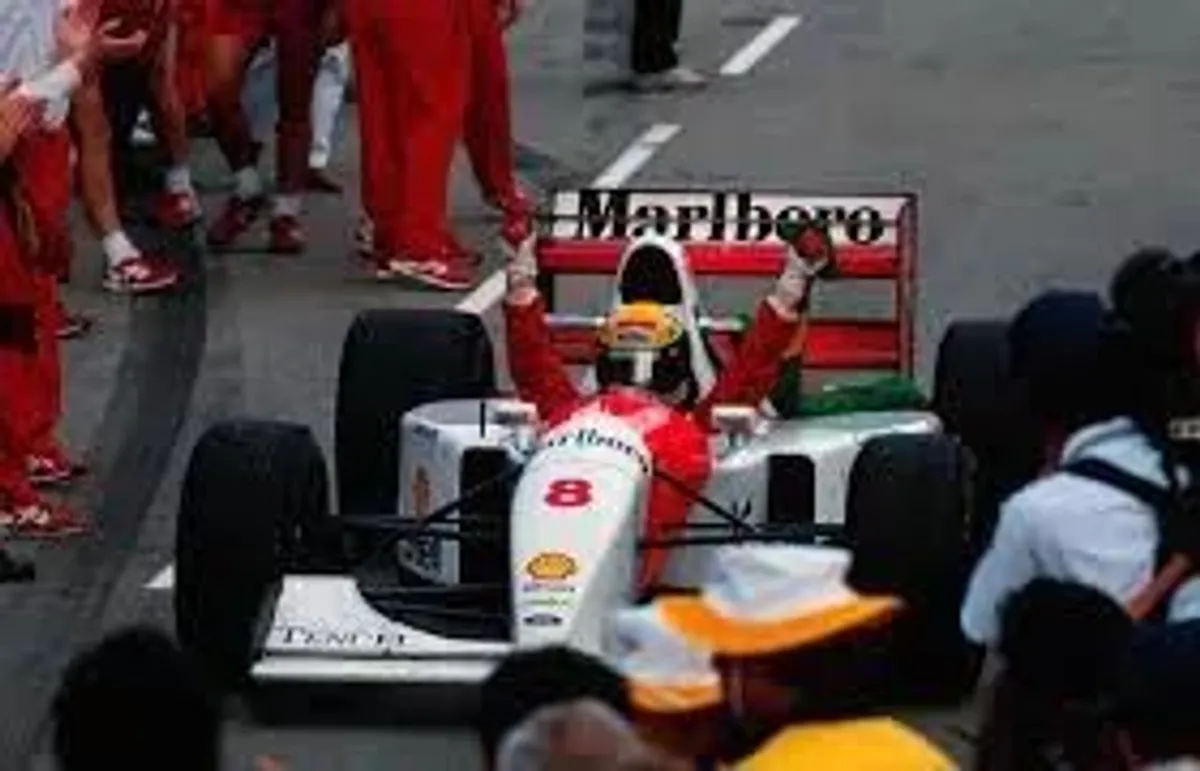 ayrton senna vencendo