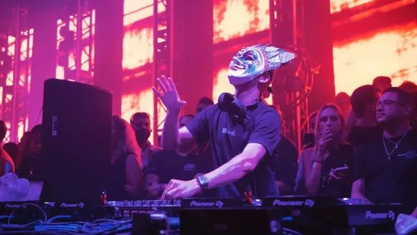 Os 10 Principais DJs de 2023: Como Eles Moldam a Música Eletrônica