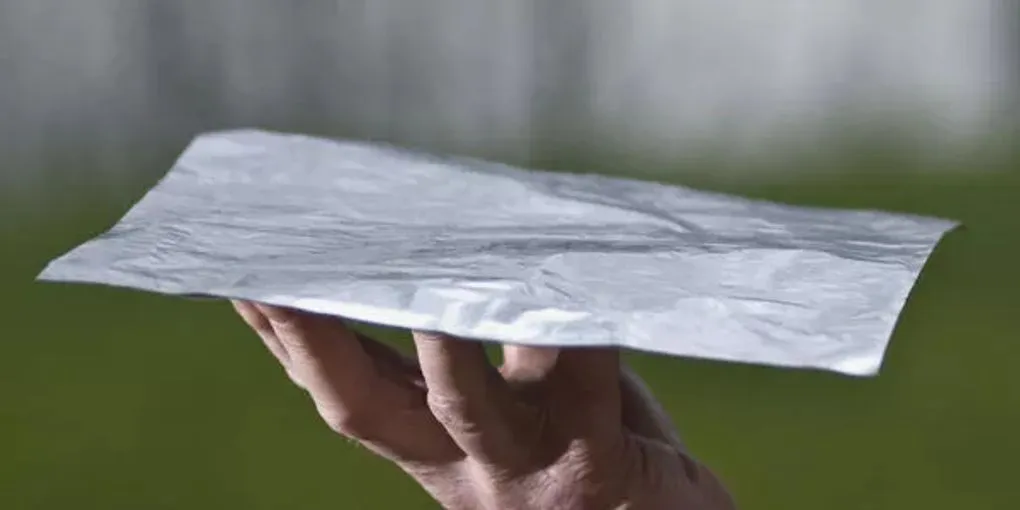 Alto-falantes Finos como uma Folha de Papel?