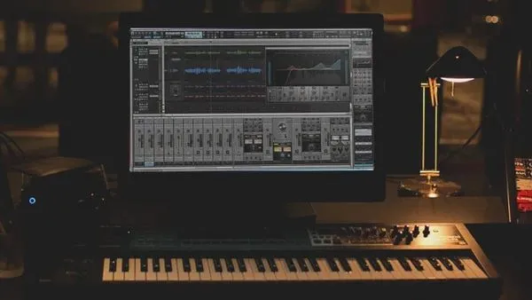 Qual é o melhor programa para criar um home studio?