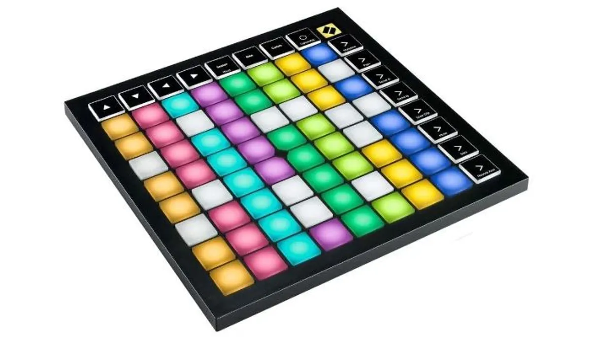 Novation Launchpad X Controlador MIDI USB formato Grid para Ableton Live