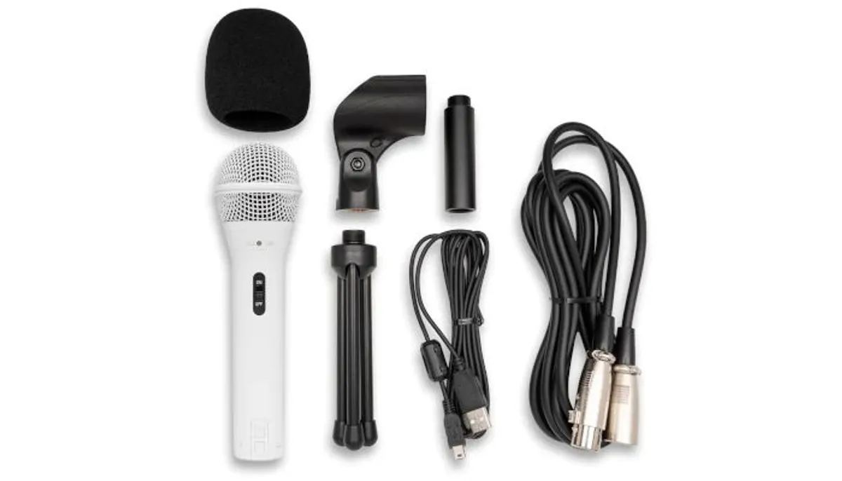 Samson Q2U Microfone Dinâmico Portátil USB Gravação e Podcasting Pacote